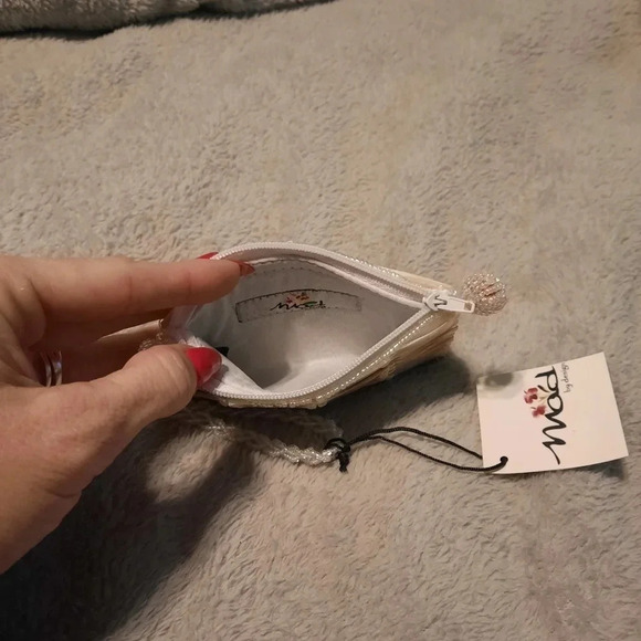 MOD by Design Change Purse MOP & Beadwork Wristlet. - Picture 3 of 4